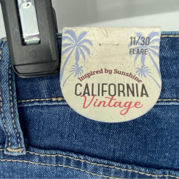 California Vintage Stretch Flare Blue Jeans Juniors 11/30 -NWT - Picture 4 of 14